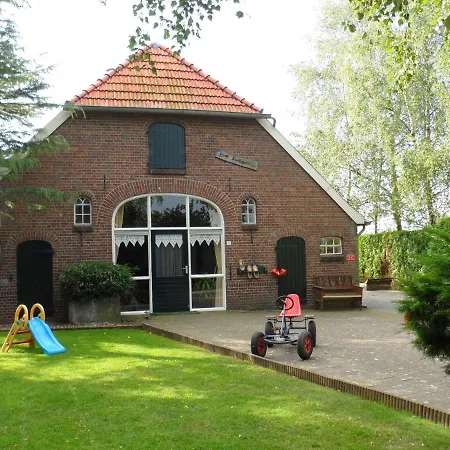 Holiday home Detached Farmhouse With Play Loft *
